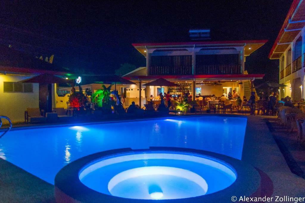Alona Vida Beach Hill Resort Панглао Экстерьер фото